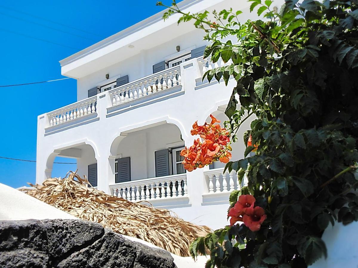 Avraki Hotel Kamari  Exterior photo