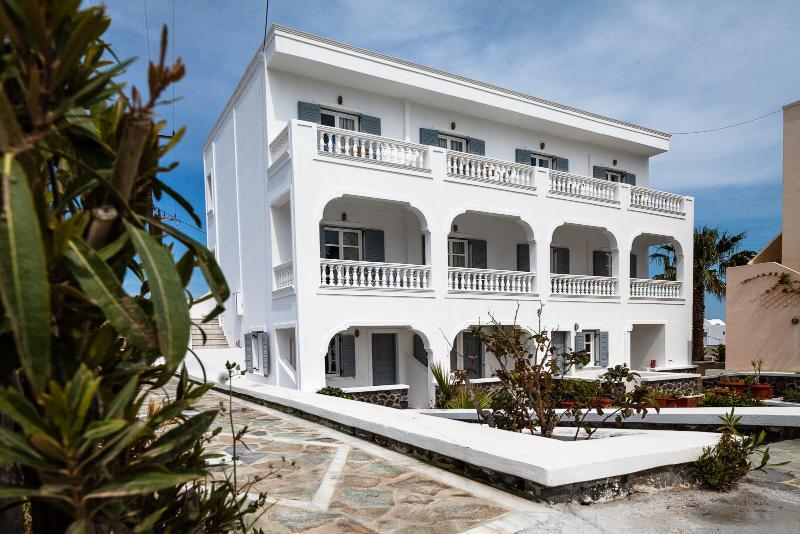 Avraki Hotel Kamari  Exterior photo